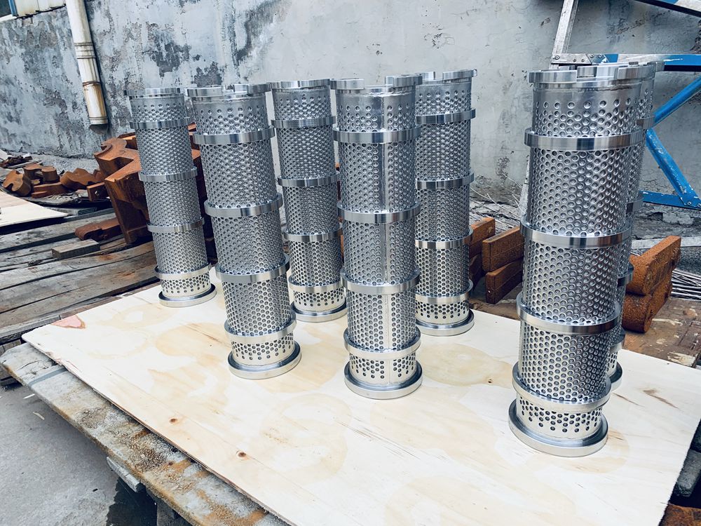 太阳城官网小编带你相识冲孔板复合网的用途